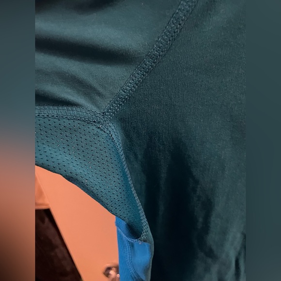 Nike Dri-Fit Athletic Shortsleeve T-shirt Size L - Picture 4 of 10